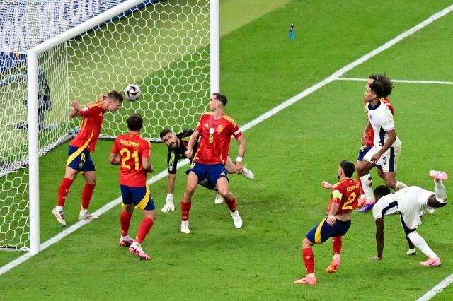 pp电子平台-【观点】西班牙技术优势弥高,挑战者唯有“反归化”?